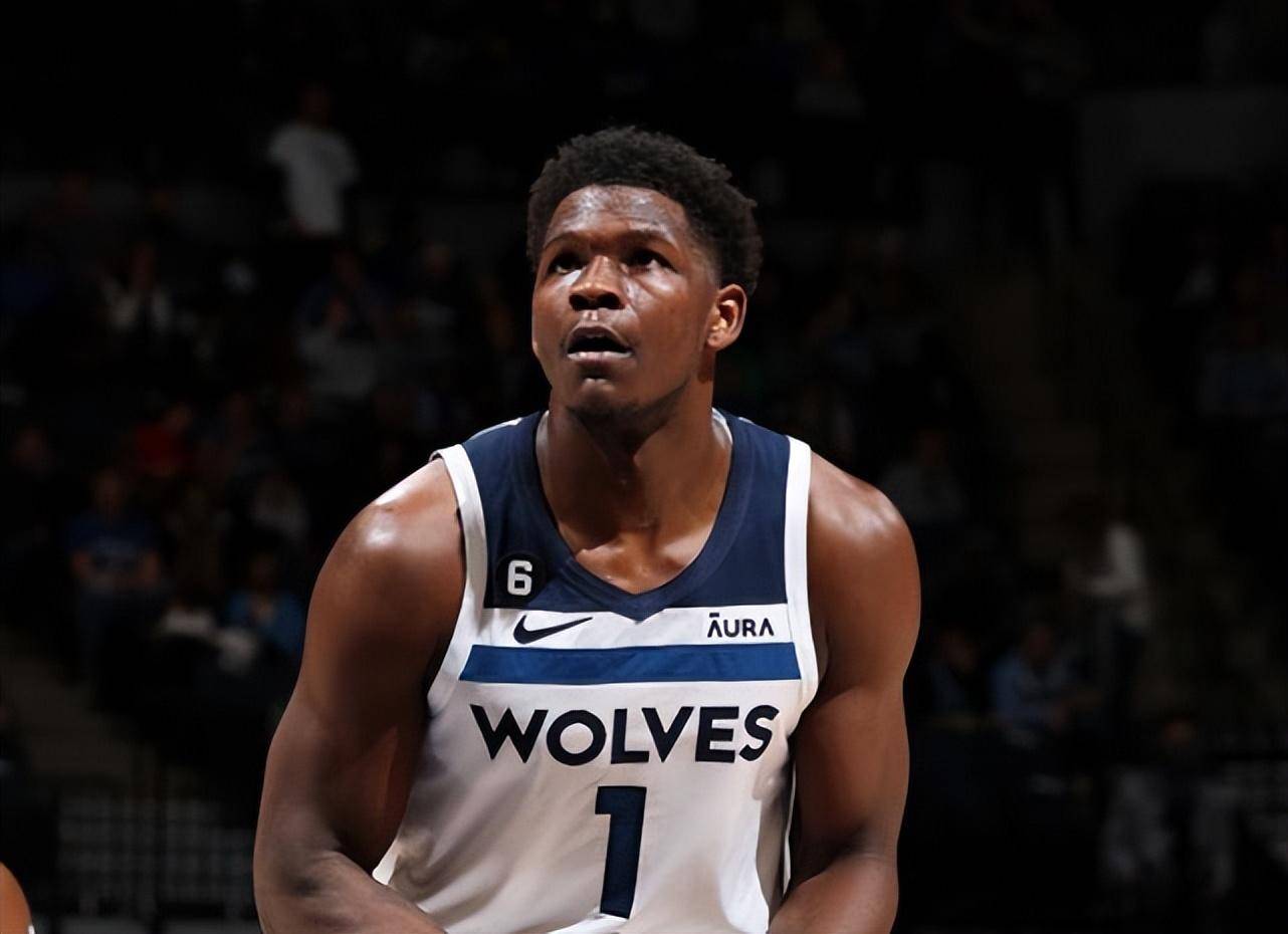 前锋形成配 前锋形成配