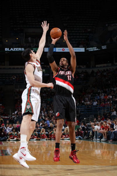 考虑到巴列 考虑到巴列