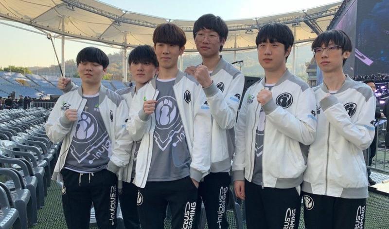 处于被动状 处于被动状